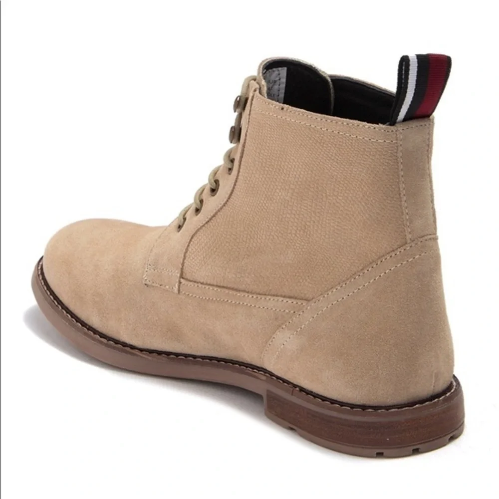 NIB Brent Sand Suede Plain Toe Boots in size 13